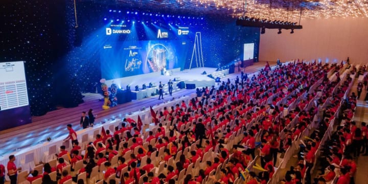 Lễ Kick Off Là Gì? Khi Nào Nên Tổ Chức Kick Off?